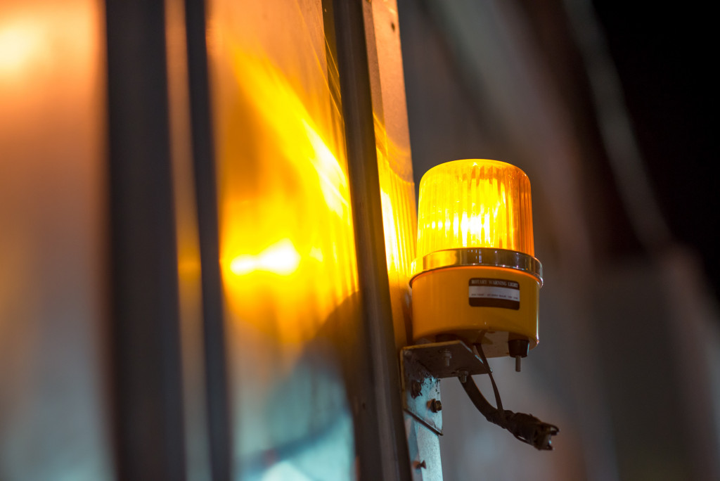 yellow warning light alarm system