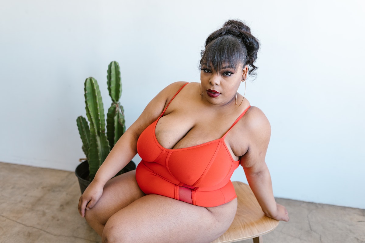 plus size woman wearing a swimsuit